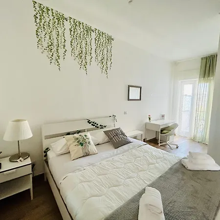 Vivina_081 4* Neapol